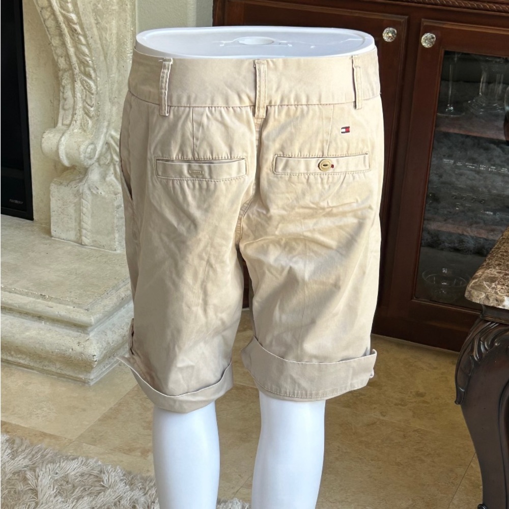 Shorts - Picture 2 of 3